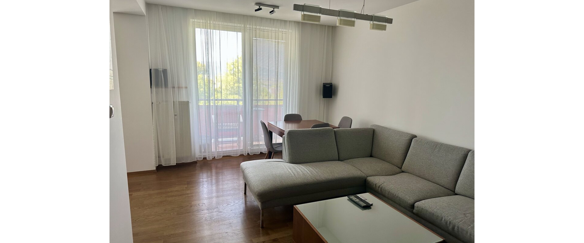 Štýlový 4- izbový byt na PREDAJ - Prievidza SEVER