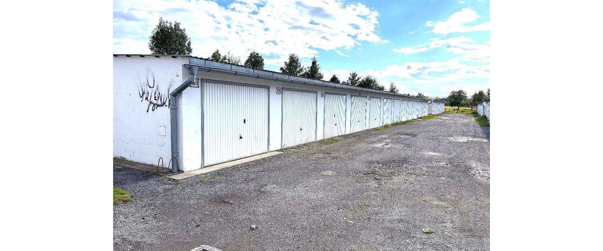 PRENAJATÁ!!! Na prenájom garáž, Šváby