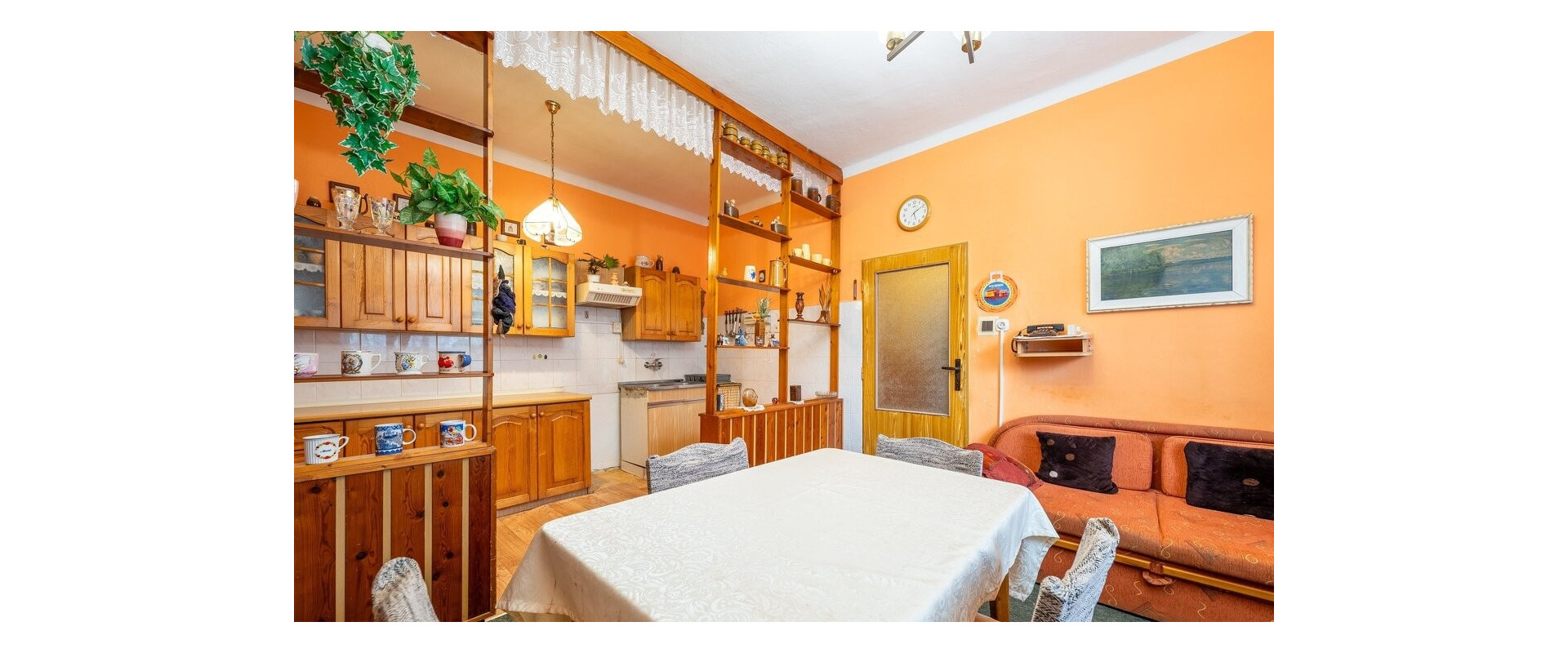 Rodinný dom na veľkom pozemku vo Dvoroch nad Žitavou