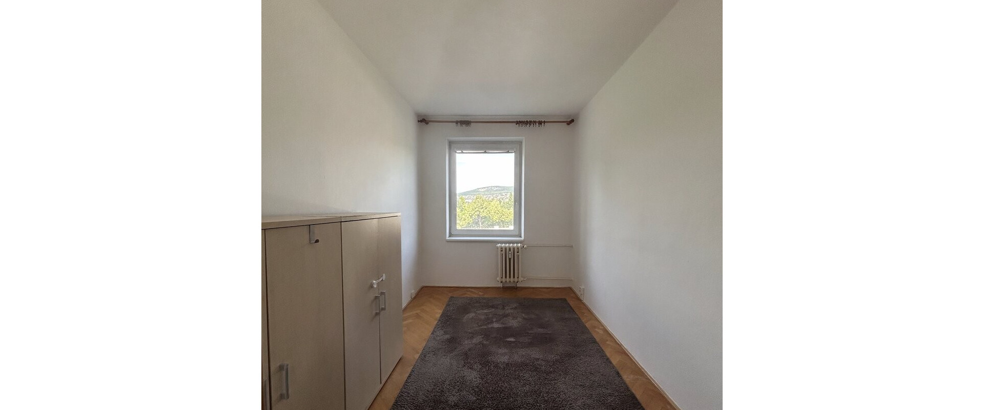 Prenájom zariadeného 3 izbového bytu s balkónom v Nitre na Chrenovej