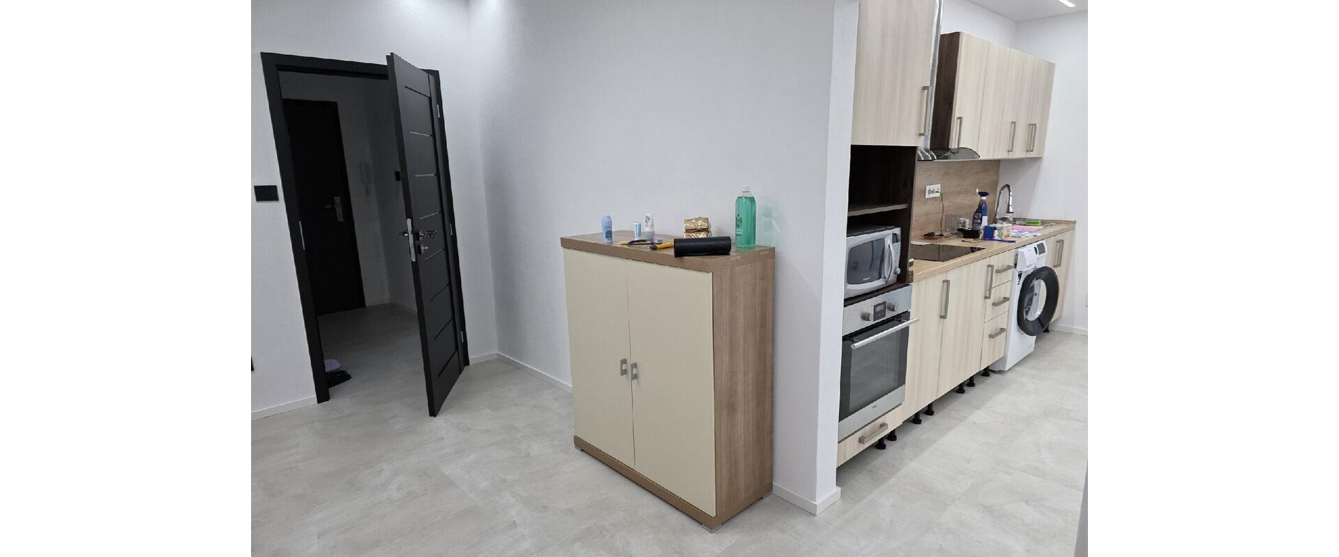 Velkometrážny 4izb.byt  s loggiou na prenájom v Leviciach