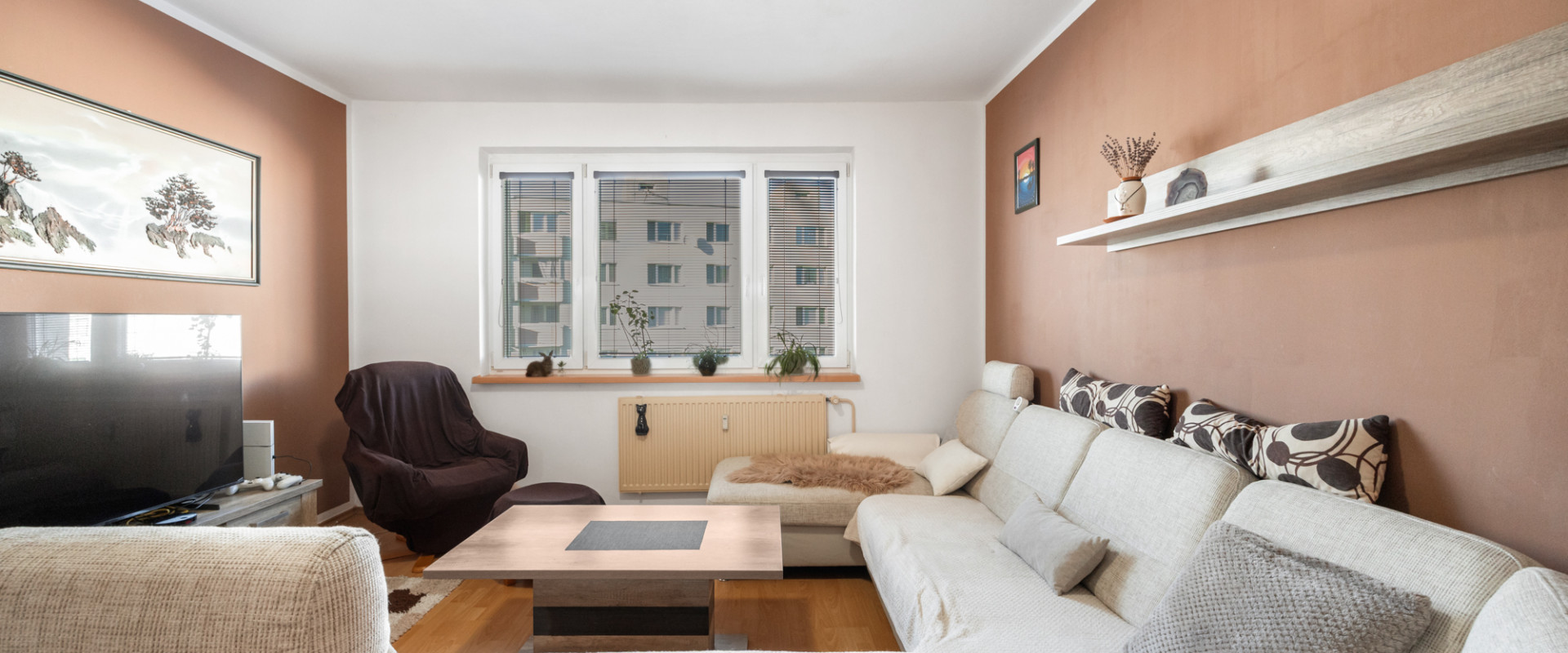 Priestranný 4i byt vo vyhľadávanej lokalite Vrakune!