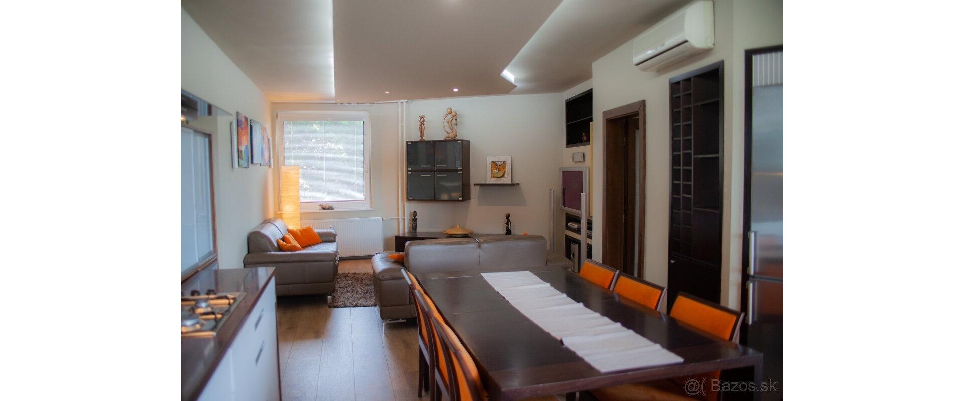 3 izbový byt, 97m2, ul. Pajorova, 2x lodžia, Košice-Staré Mesto