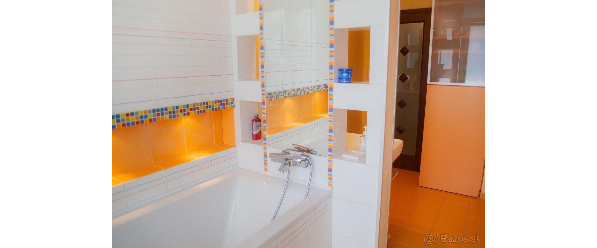 3 izbový byt, 97m2, ul. Pajorova, 2x lodžia, Košice-Staré Mesto