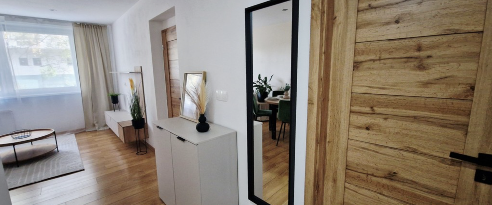 Prenájom trojizbového bytu s luxusným zariadením