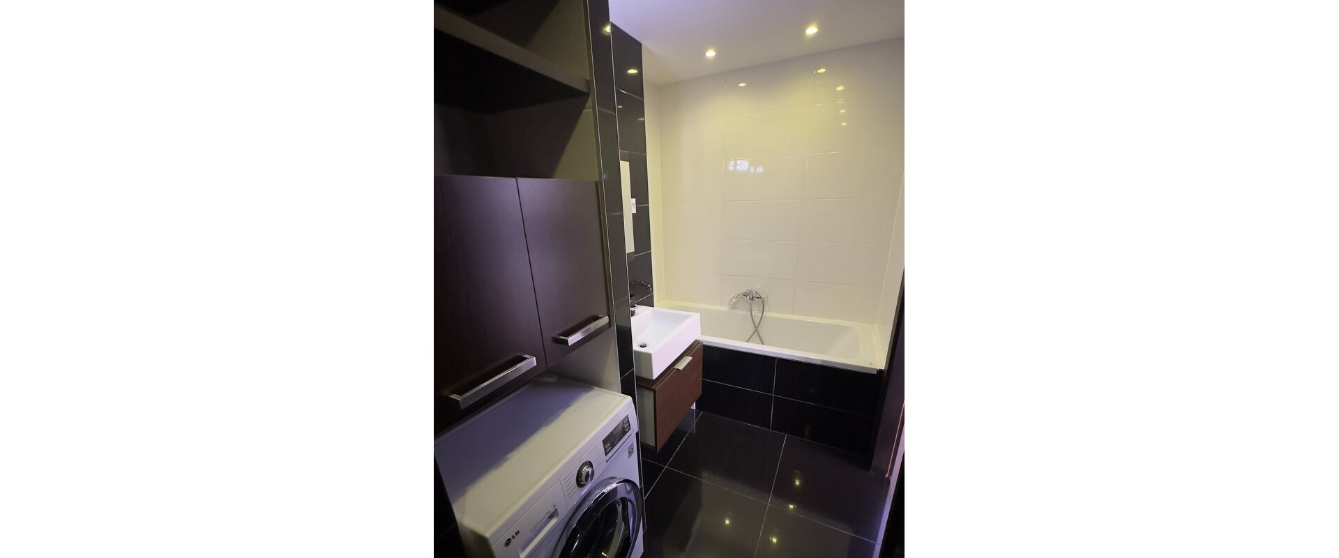 Prenájom veľmi pekný 3-izbový byt – Terasa, Košice.