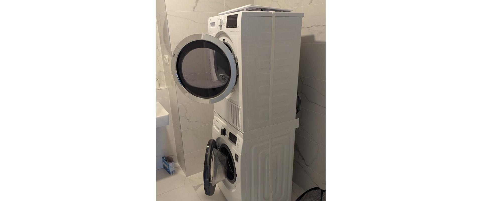 priestranný 3-izbový byt s loggiou