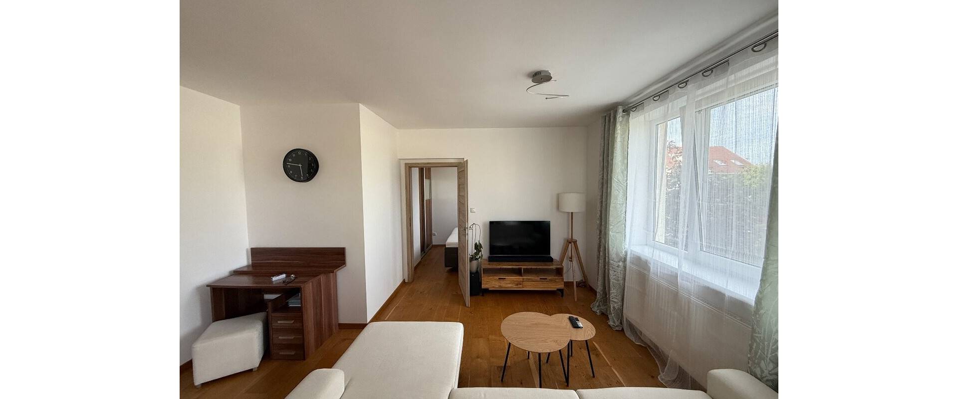 Moderný 2-izbový byt s balkónom – Biely Kostol