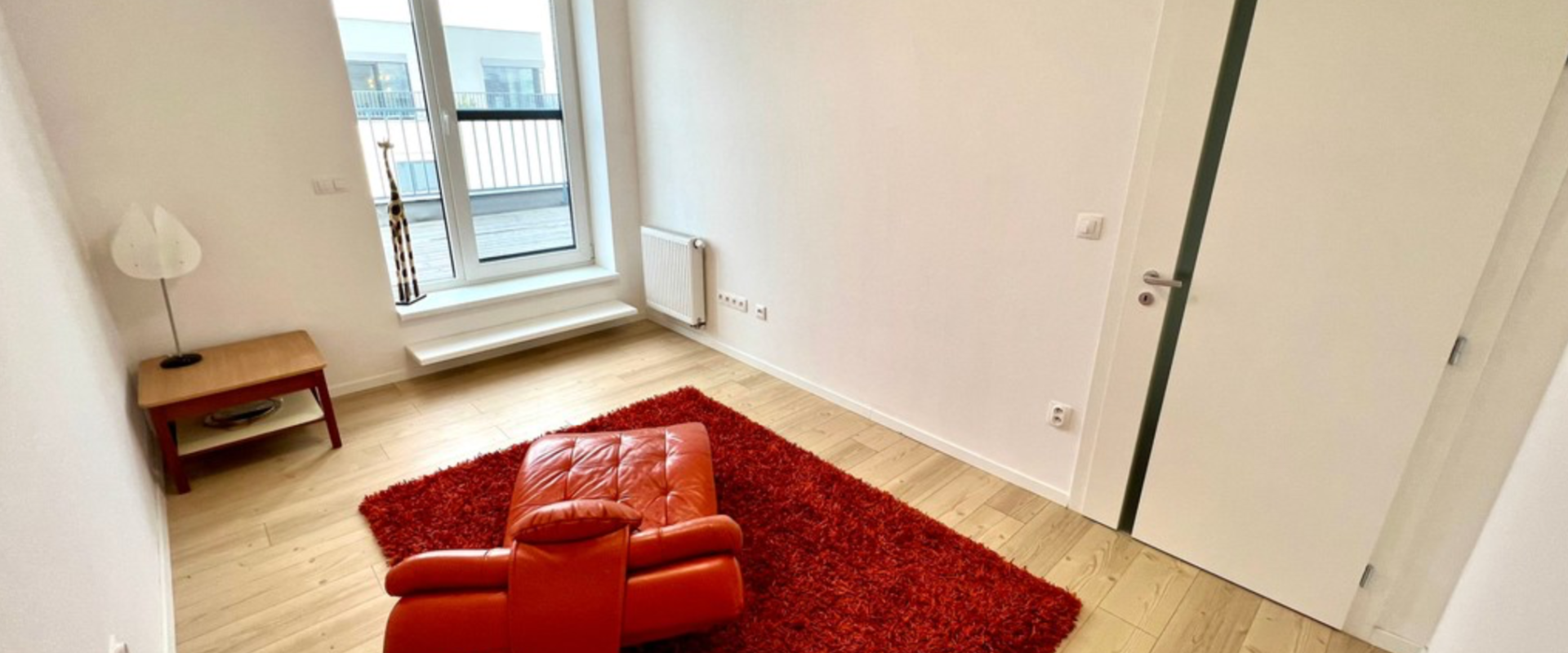 Nadštandardný trojizbový byt na prenájom.