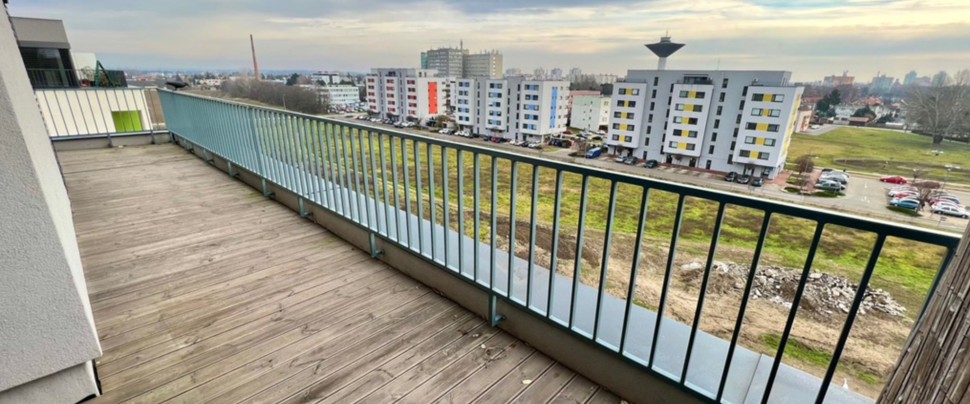 Nadštandardný trojizbový byt na prenájom.