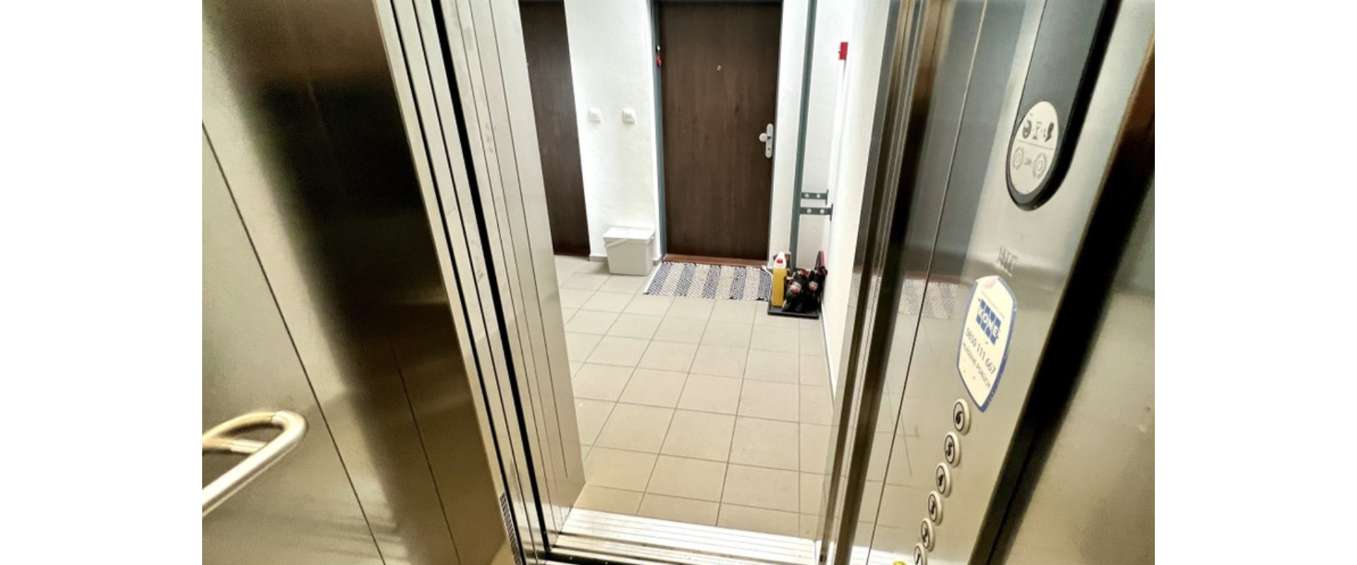 Nadštandardný trojizbový byt na prenájom.