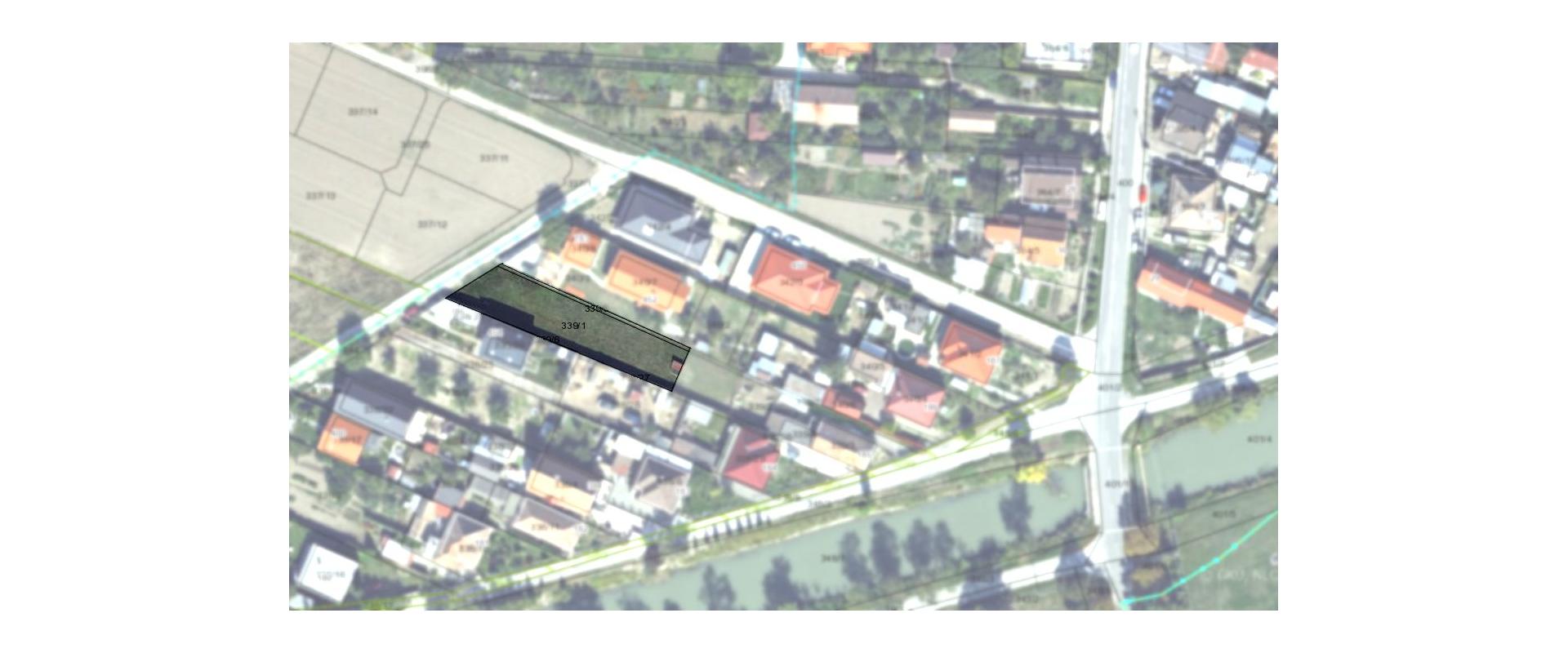 Pozemok 654 m2 - Tureň