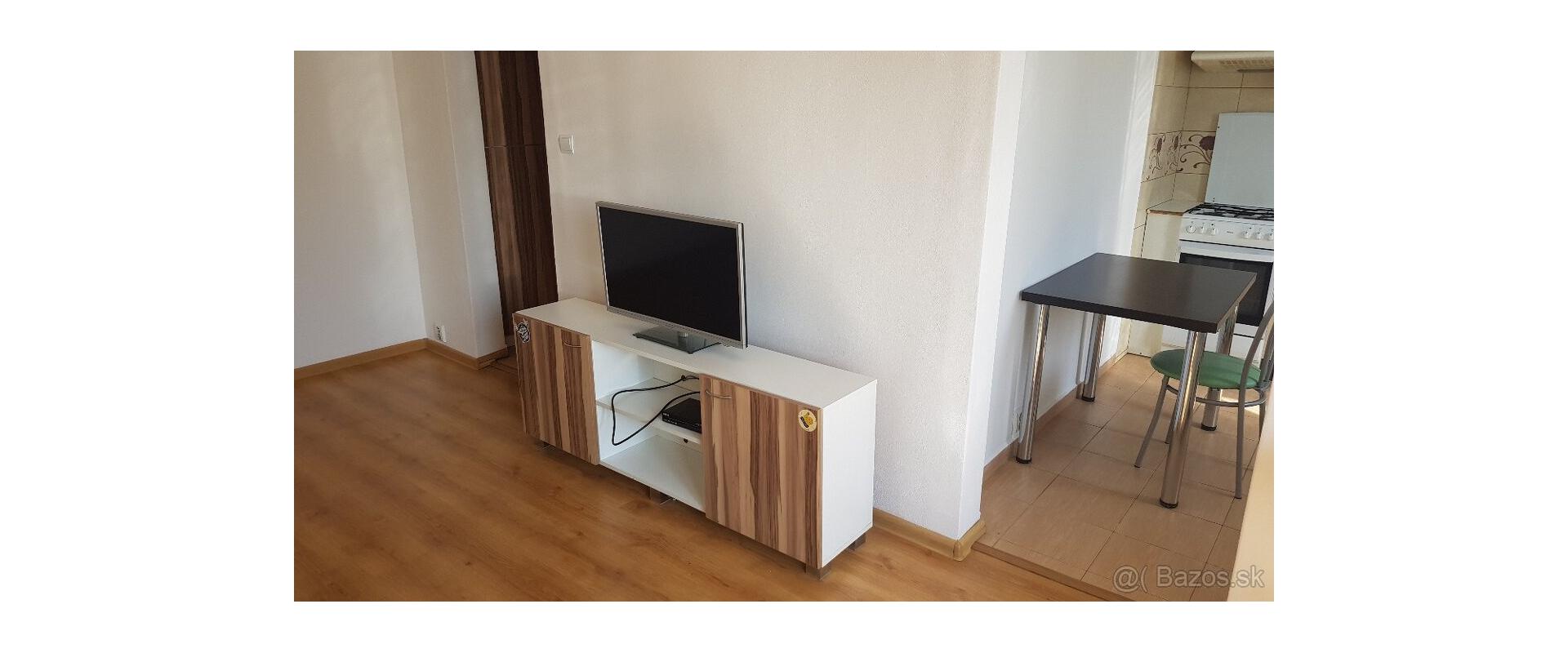 Rezervovane -1 Izbový byt, ul. Boženy Nemcovej, 40m2, balkón, Košice-Sever