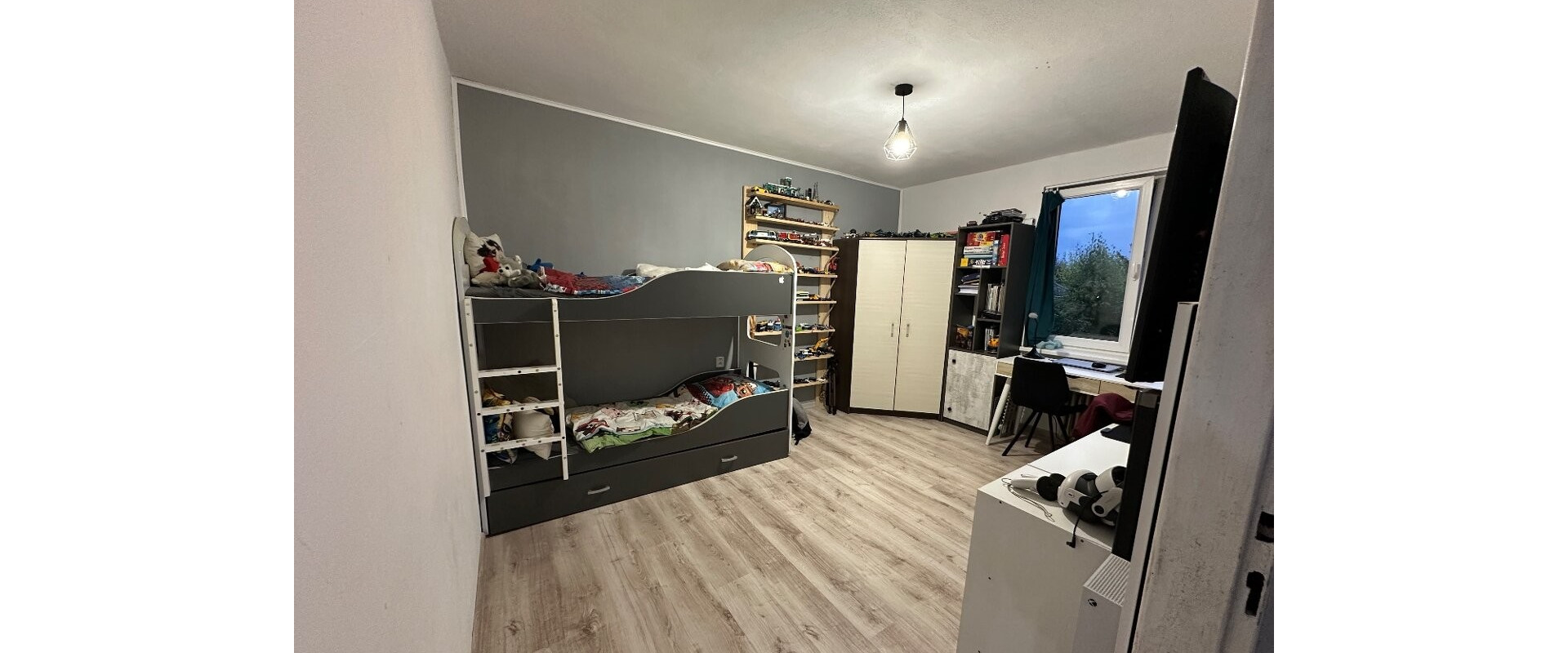 Na predaj 3 izbový byt v Šuranoch s dvoma pivnicami