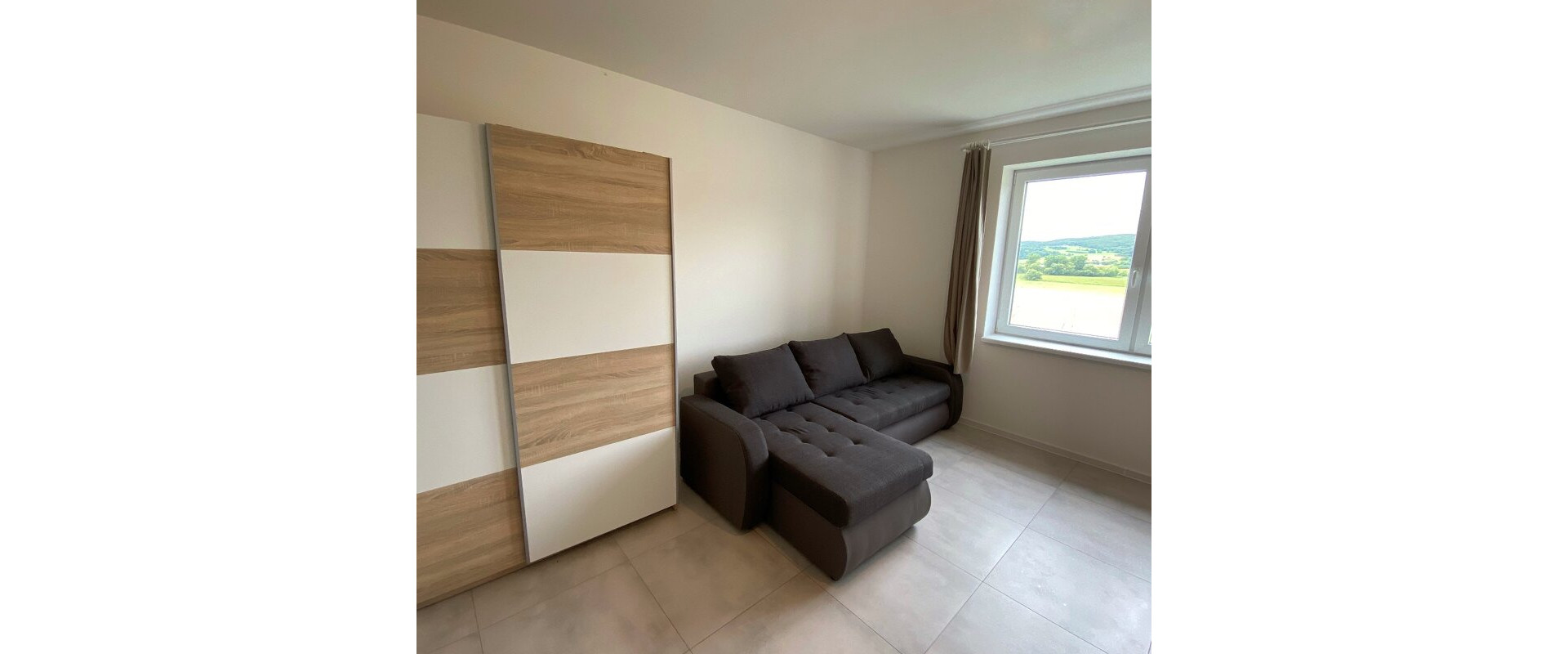 Veľká garsónka na dlhodobý prenájom – Prešov, Nižná Šebastová