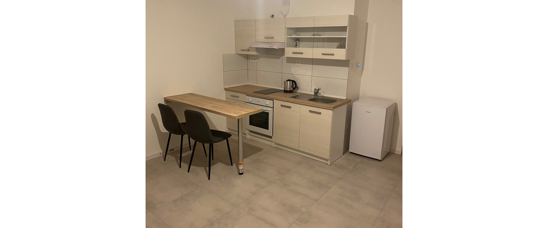 Veľká garsónka na dlhodobý prenájom – Prešov, Nižná Šebastová