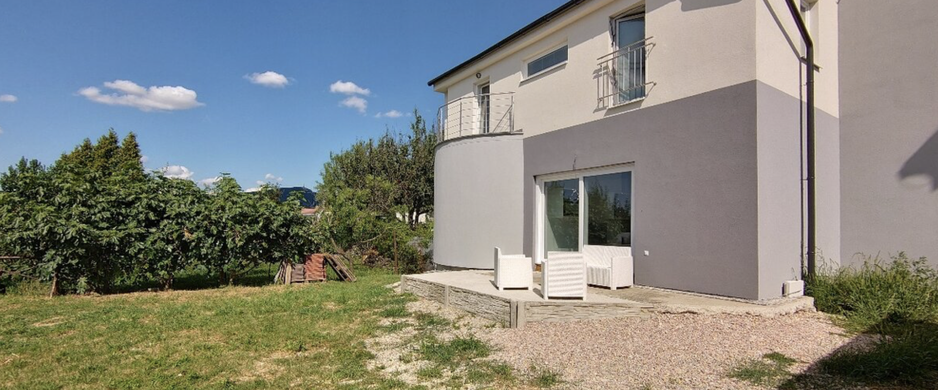 3izbový byt s terasou a záhradkou