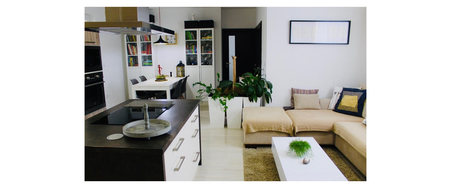 Prenájom - slnečný 2-izbový byt s veľkou terasou a záhradou