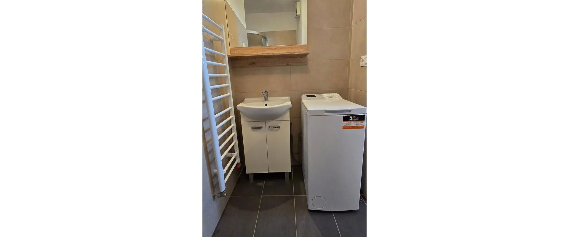 1izbový byt na prenájom s parkovacím miestom