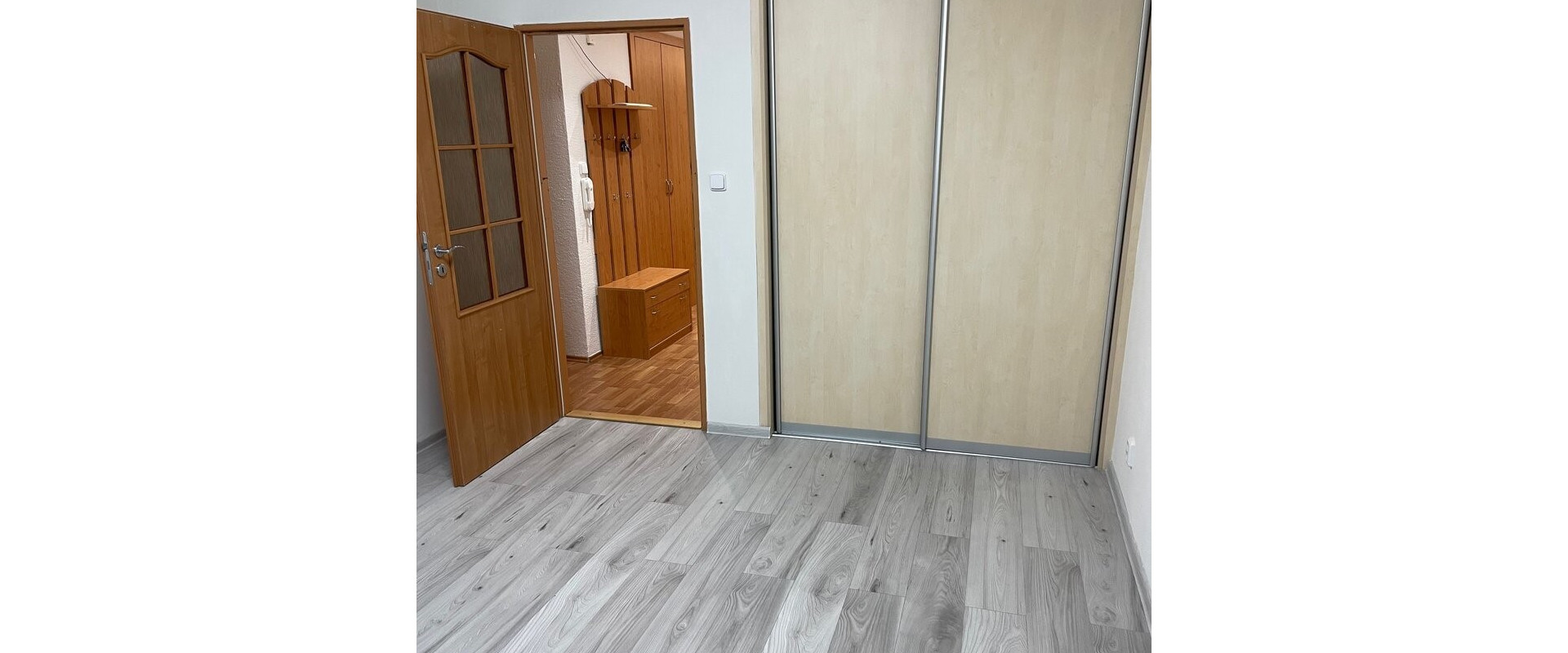 Slnečný 3 izbový byt na prenájom