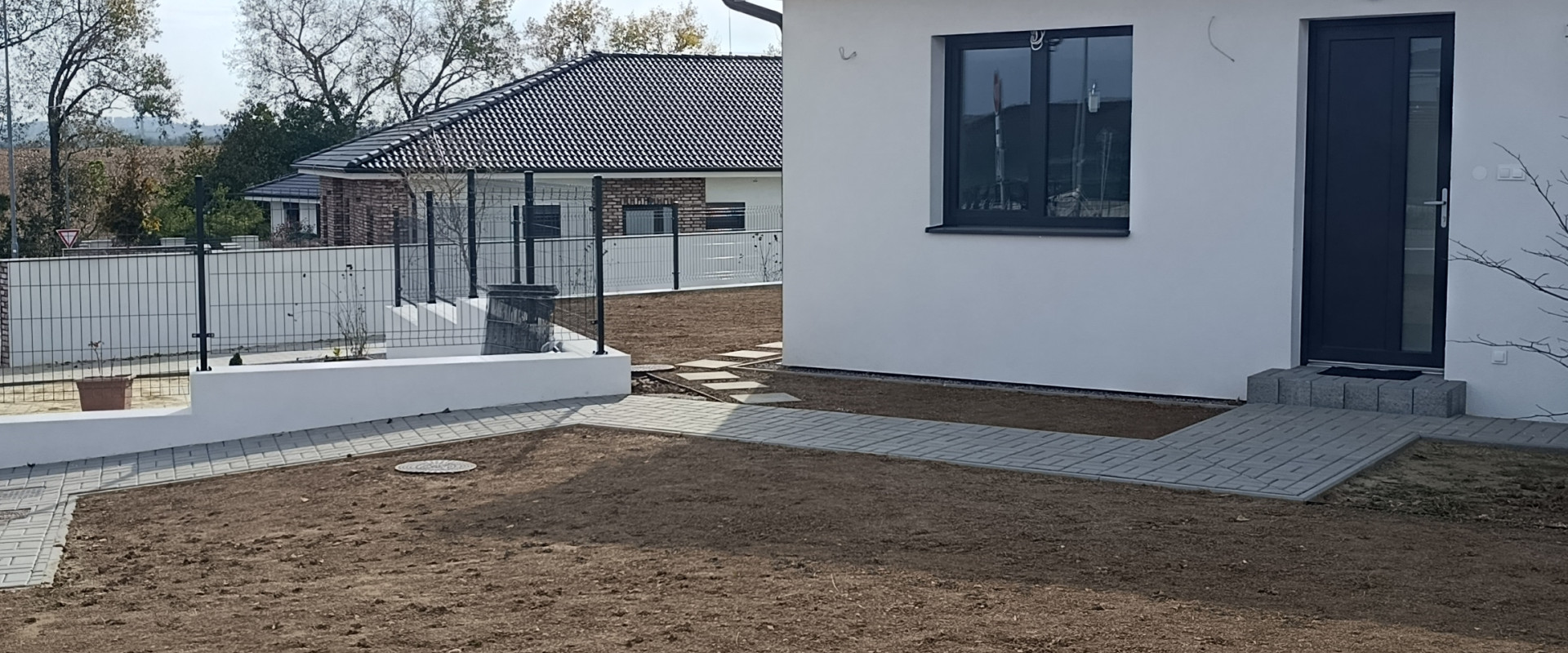 Kompletne zariadený rodinný dom v RED OAK – Červené Duby