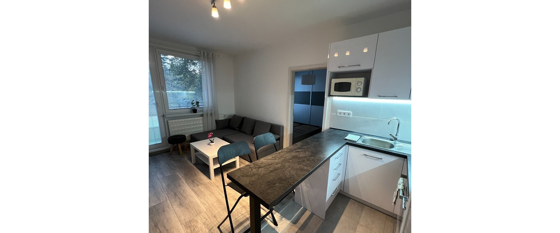 Prenájom útulného 2-izbového bytu v centre Zlatých Moraviec