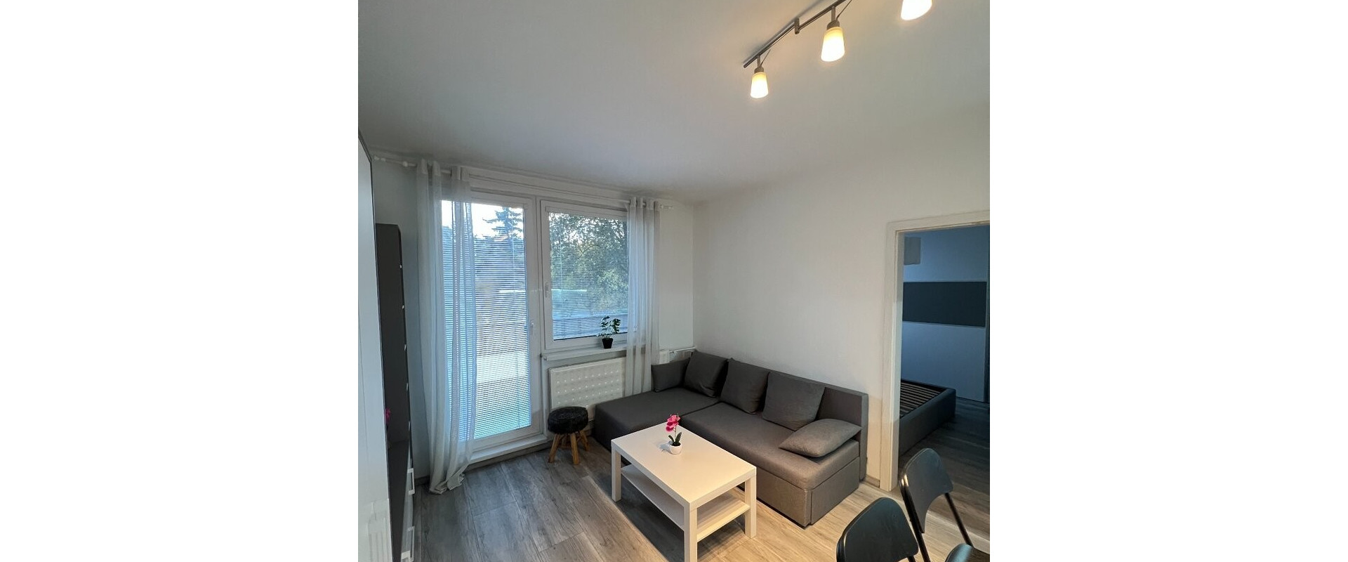 Prenájom útulného 2-izbového bytu v centre Zlatých Moraviec