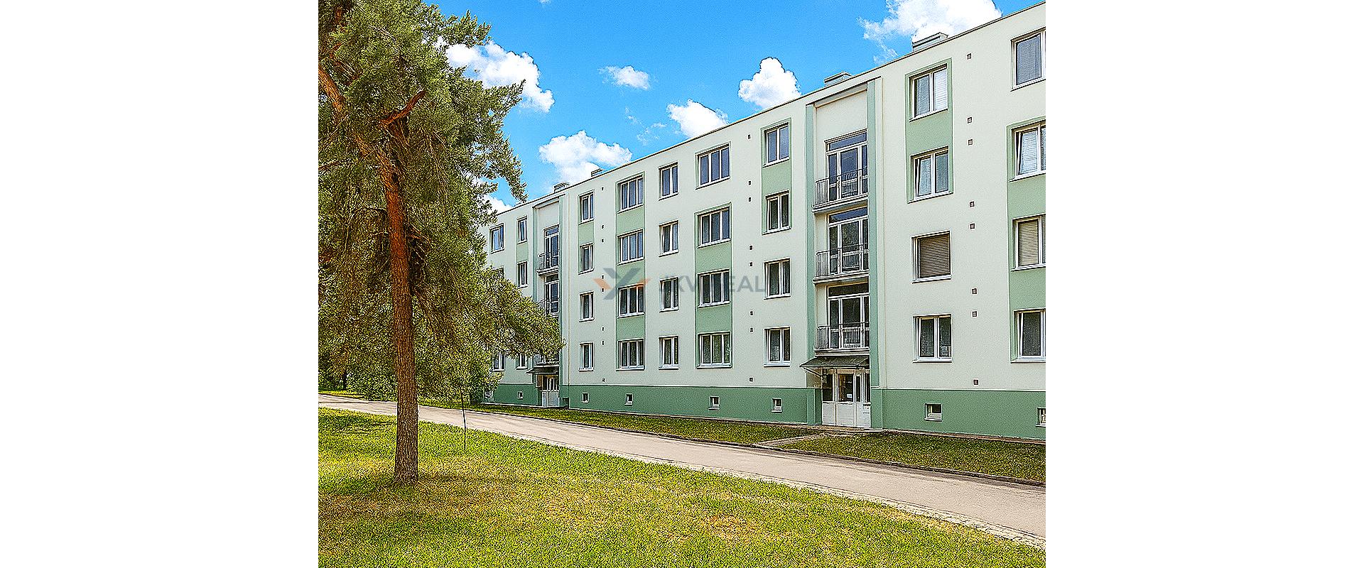 Exkluzívny Predaj: Štýlový 3-izbový Byt so Záhradkou a Balkónom v Michalovciach!