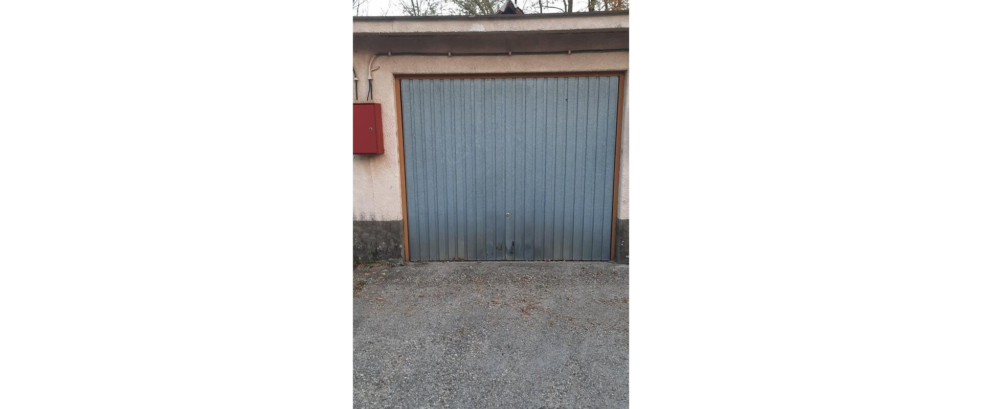 Na predaj kompletne prerobený 3 izbový byt v Hurbanove