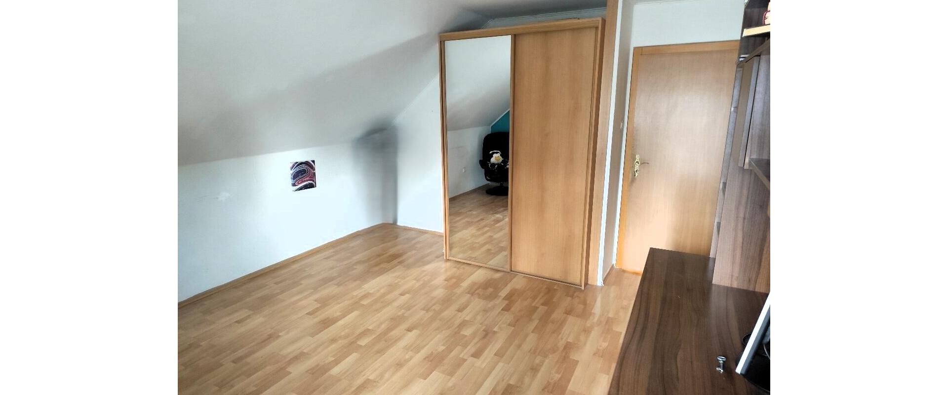 Na predaj rodinný dom s veľkým pozemkom  2447 m²  bazénom v obci Sečovská Polianka