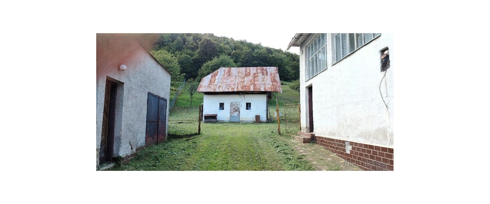 Na predaj rodinný dom s pozemkom – 2358 m² v obci Korunková, okres Stropkov