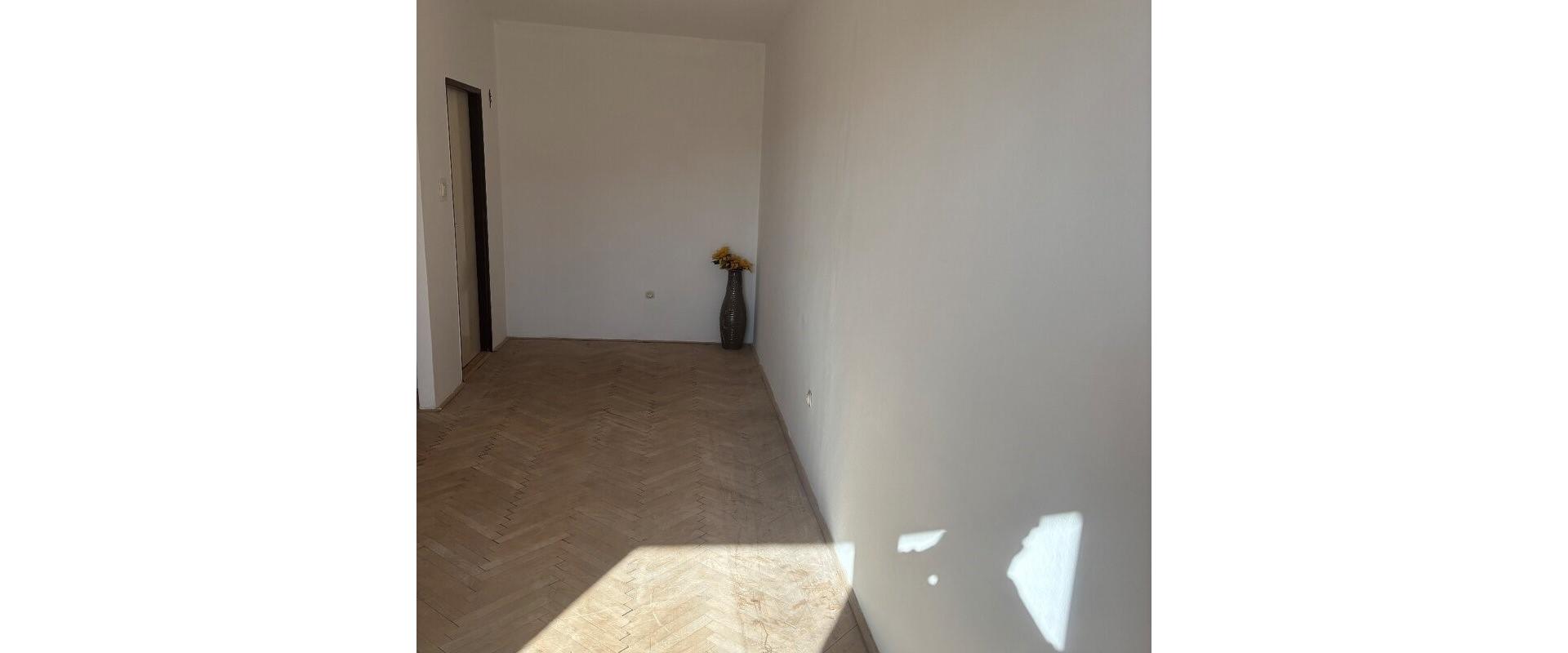 Slnečný 2,5 -izbový byt Šumperská- PRIEVIDZA