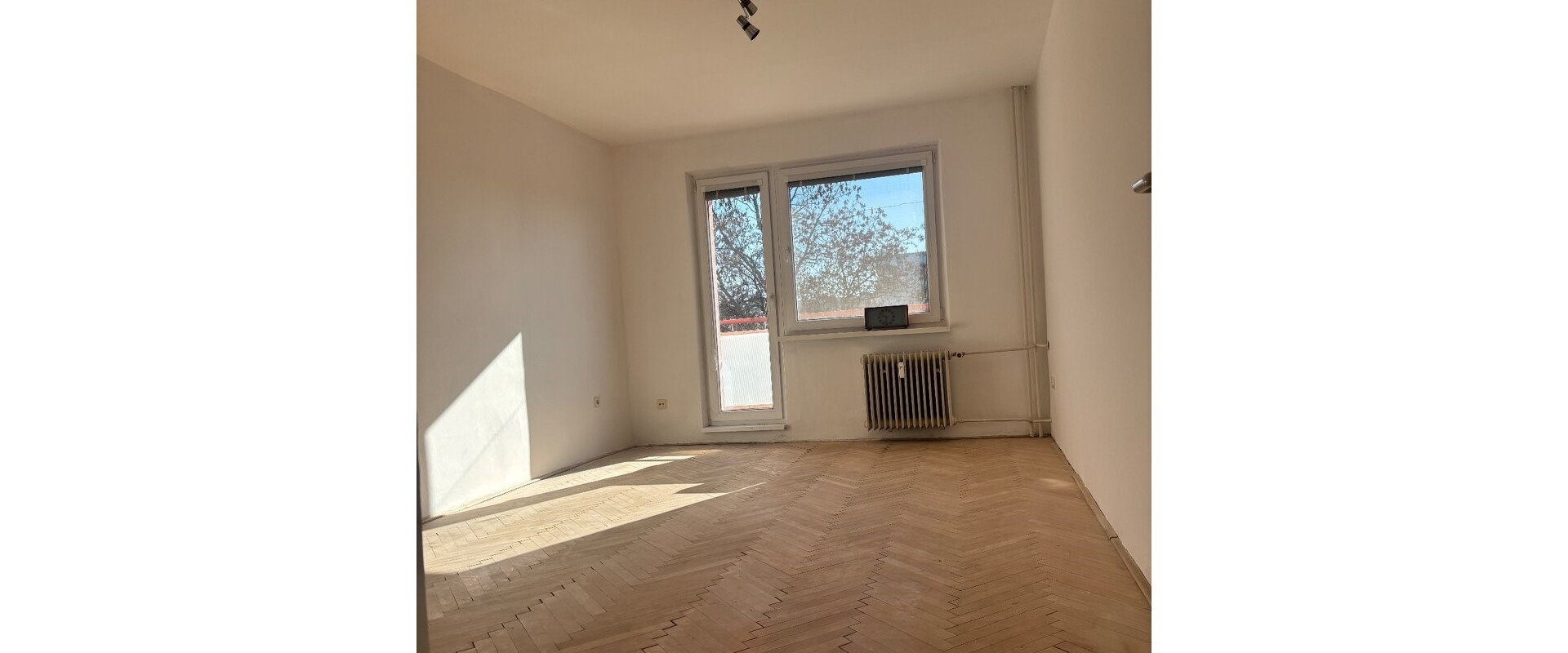 Slnečný 2,5 -izbový byt Šumperská- PRIEVIDZA