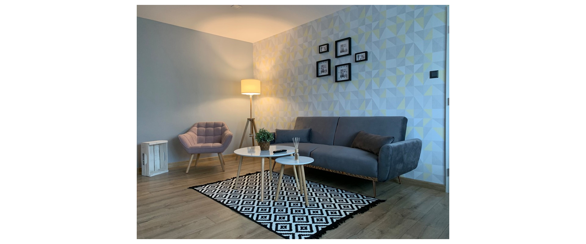 Dizajnový 2-izbový byt so šatníkom a balkónom PRIEVIDZA- Staré sídlisko