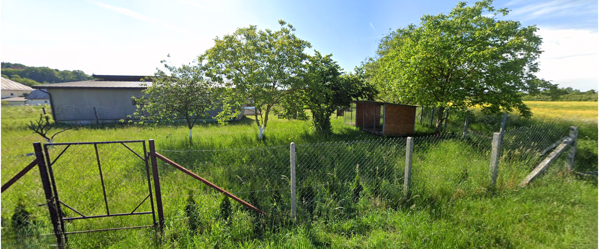 Na predaj slnečný pozemok - 1 000 m² vo Vranove nad Topľou – skvelá lokalita neďaleko obchodného centra