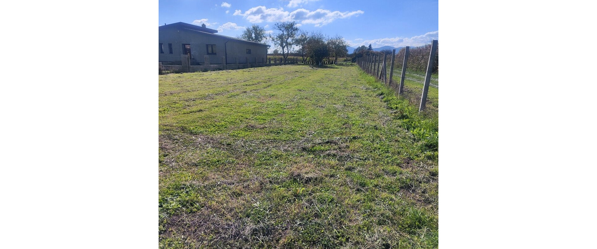 Na predaj slnečný pozemok - 1 000 m² vo Vranove nad Topľou – skvelá lokalita neďaleko obchodného centra