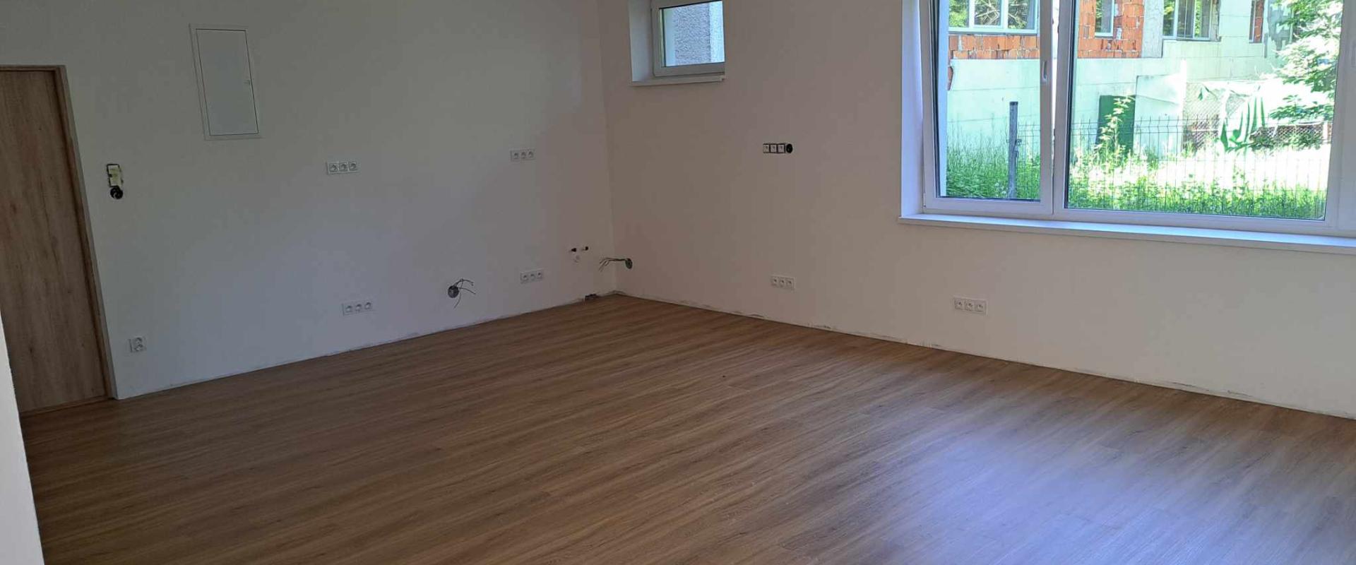 Na prenájom obchodný priestor - 87 m² vo Svidníku.