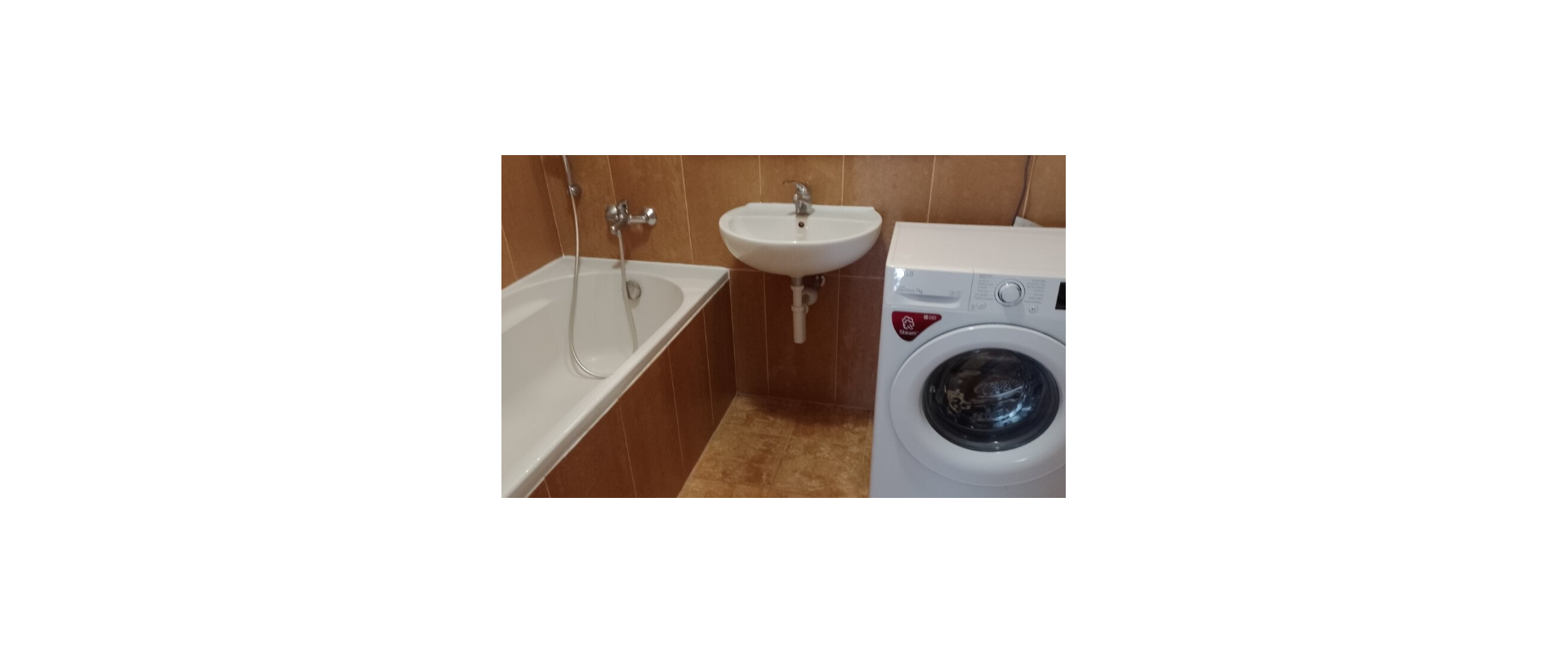 Na prenájom 2 izbový byt v Lamači na Bakošovej ulici