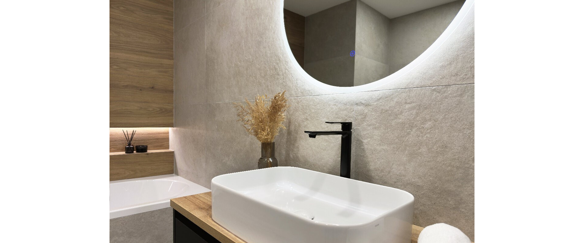 PREDAJ prerobeného 3izbového bytu !