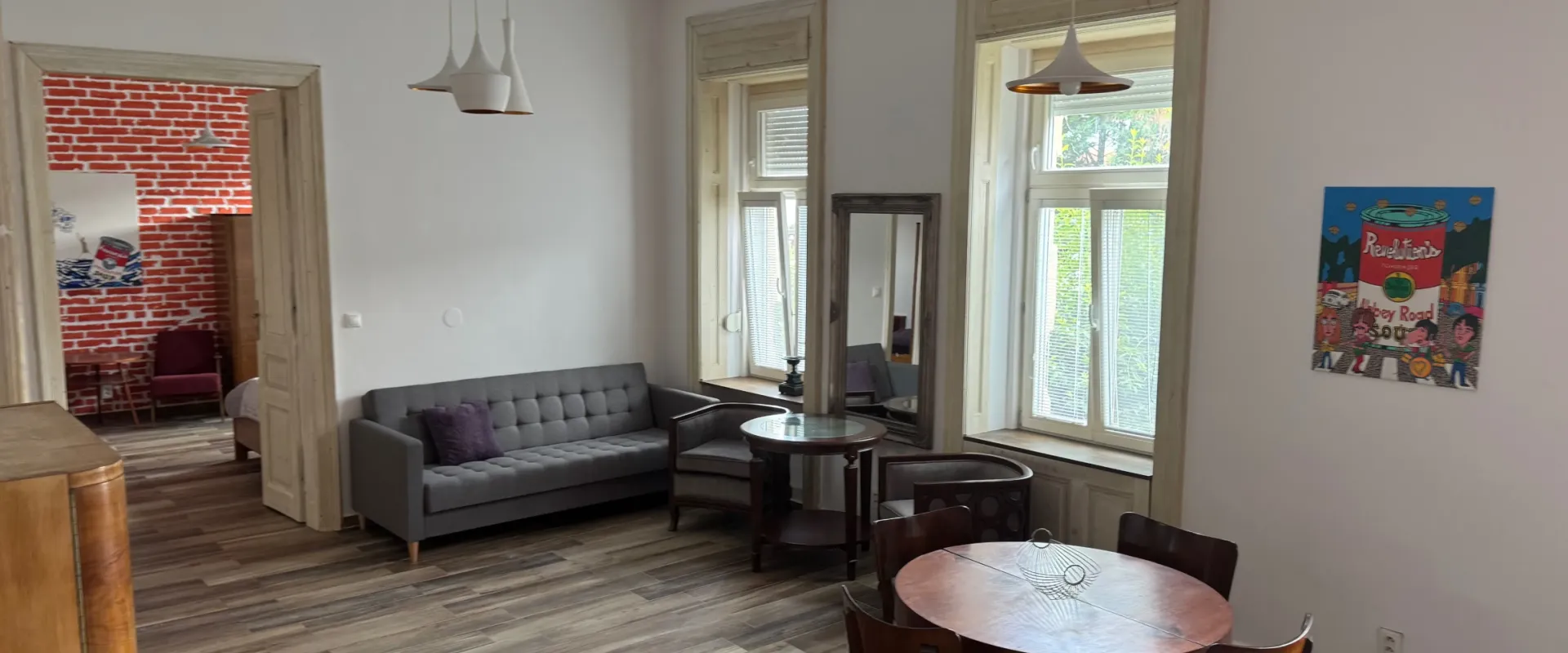 Na prenájom exkluzívny 2-izbový byt v historickom centre Nitry