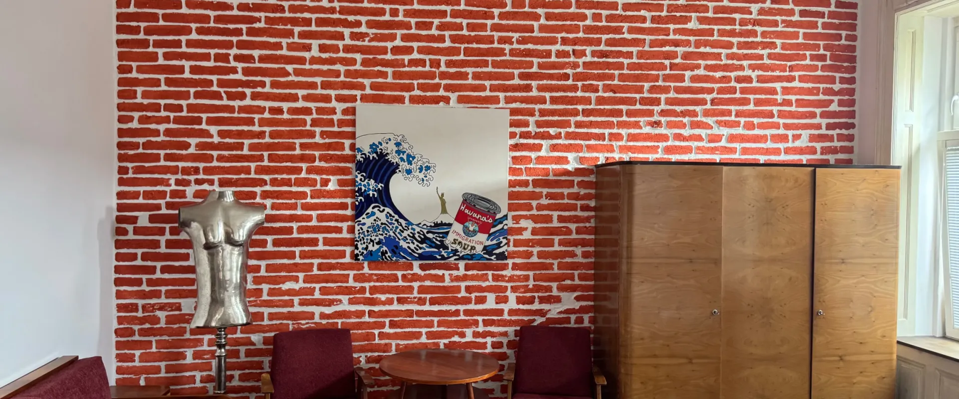 Na prenájom exkluzívny 2-izbový byt v historickom centre Nitry