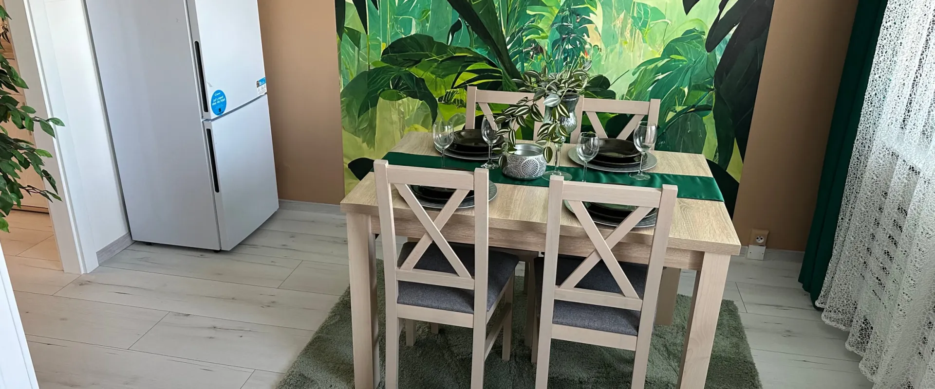 Na prenájom luxusný krásny 2-izbový byt, Viničky