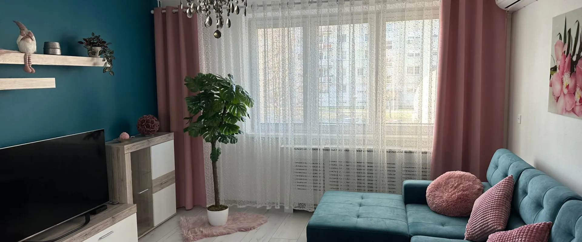 Na prenájom luxusný krásny 2-izbový byt, Viničky