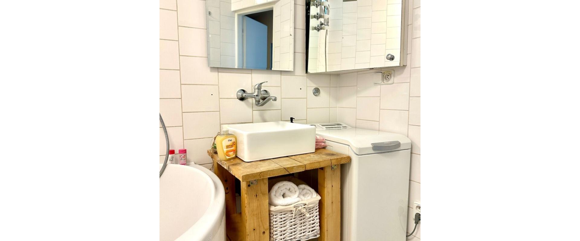 Na prenájom 2-izbový byt, vkusne upravený ako 3-izbovy, Dlha