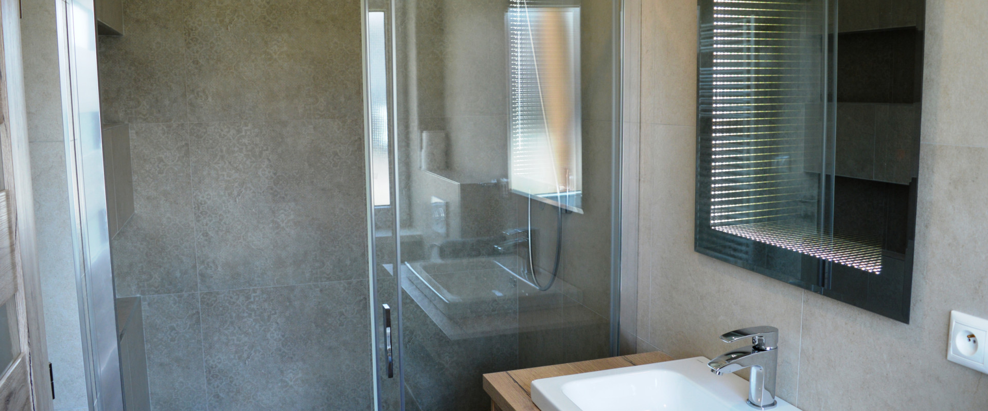 POSLEDNÝ VOĽNÝ DOM - Rodinný dom na prenájom v Porube