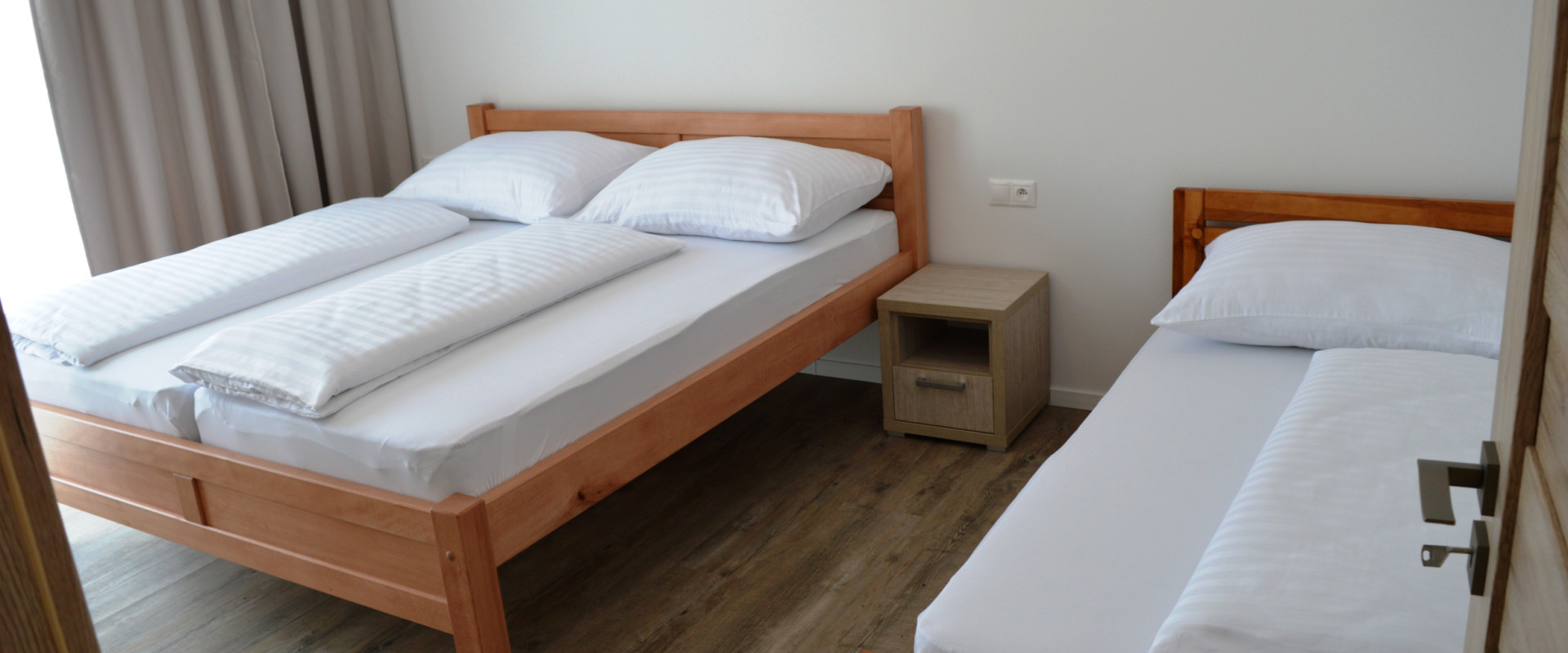 POSLEDNÝ VOĽNÝ DOM - Rodinný dom na prenájom v Porube