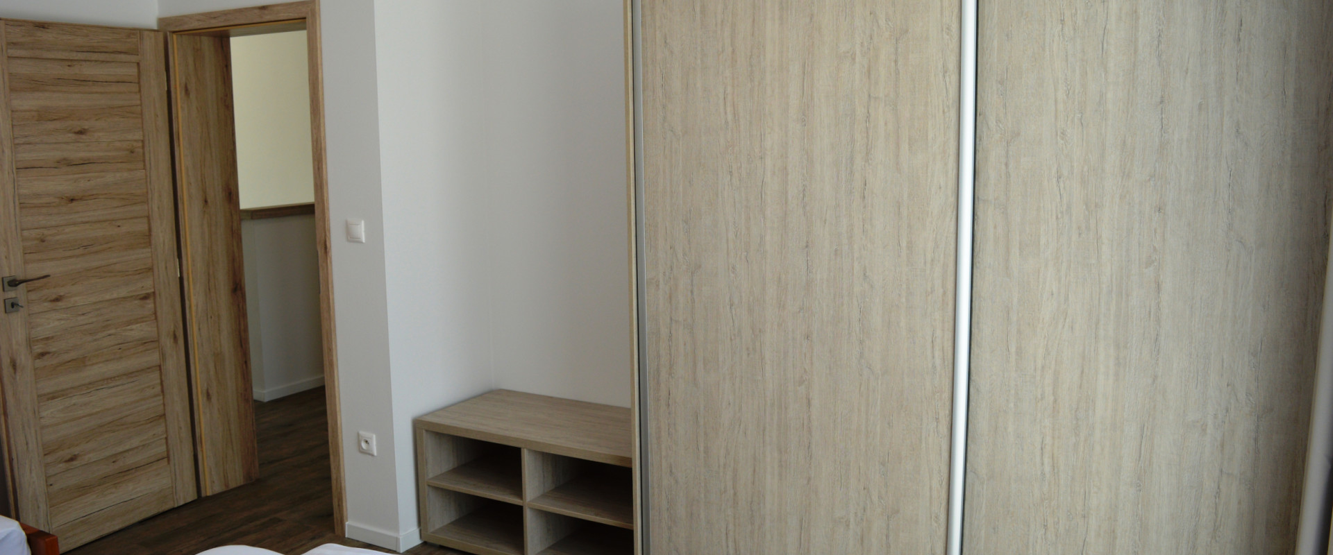 POSLEDNÝ VOĽNÝ DOM - Rodinný dom na prenájom v Porube