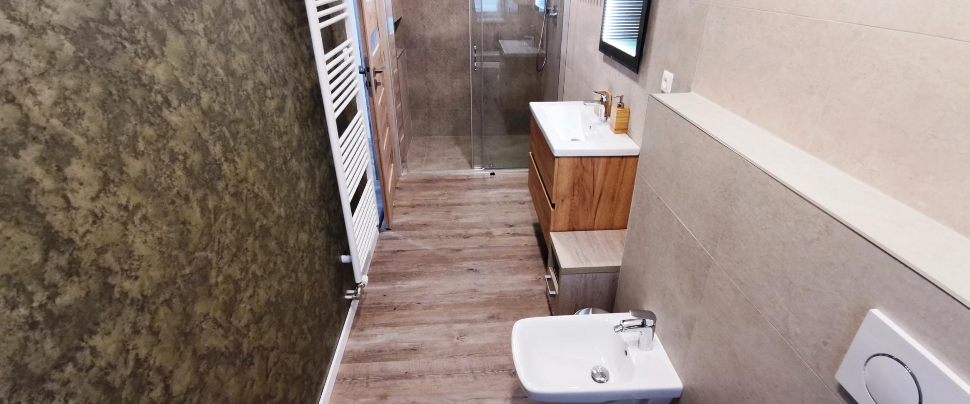 POSLEDNÝ VOĽNÝ DOM - Rodinný dom na prenájom v Porube