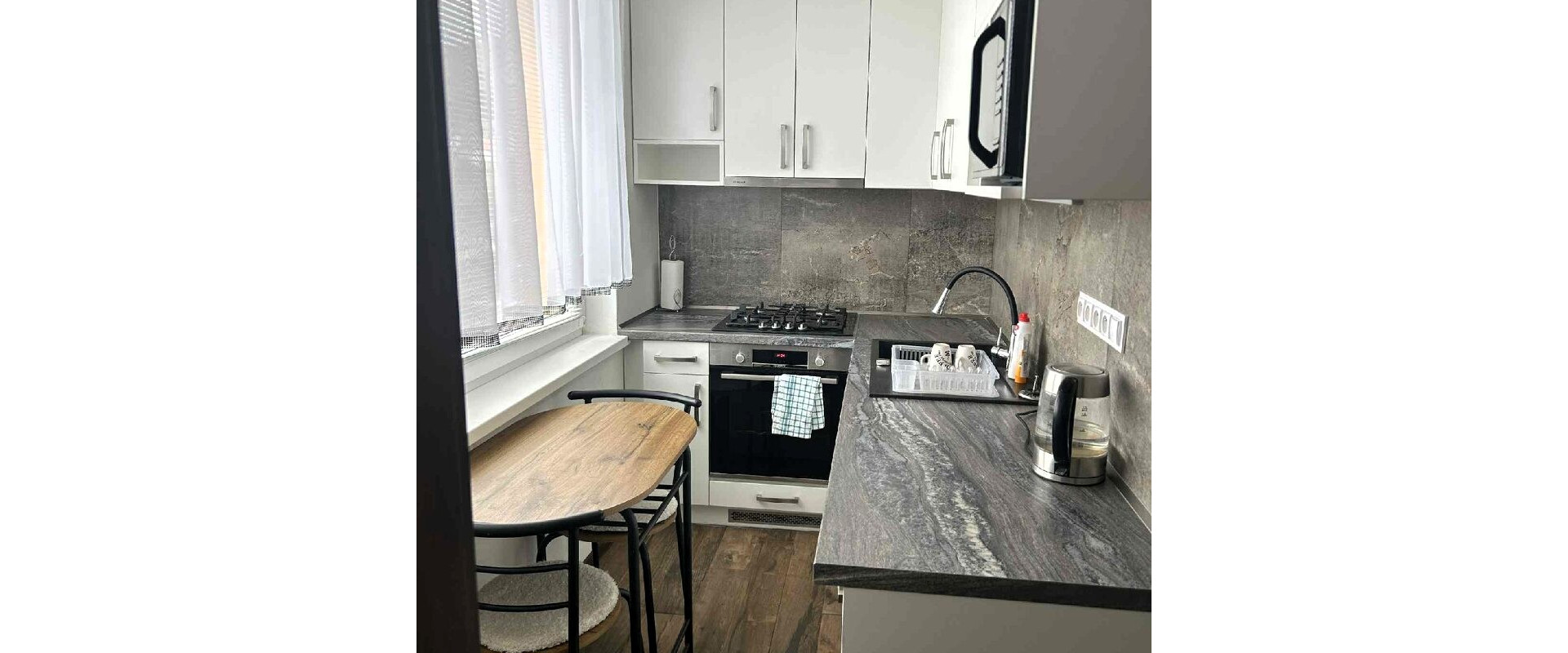 Na prenájom 3-izbový kompletne zrekonštruovaný byt na Sídlisku 2A, ul. Puškinova v Humennom.