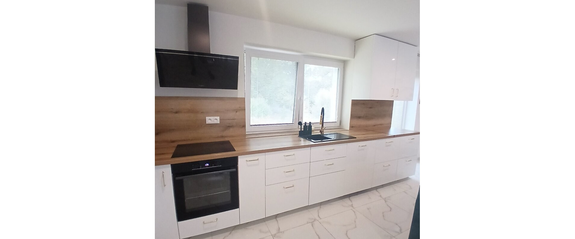 Moderný átriový rodinný dom v Beladiciach – novostavba